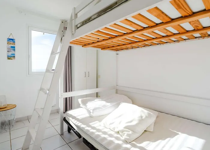 Pavillon 3 Pieces Avec Vue Mer, Piscine Et Terrasse, Animaux Admis - Fr-1-409-278 * Fleury (Aude)