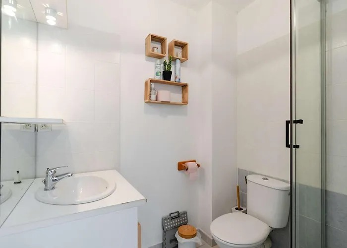 Pavillon 3 Pieces Avec Vue Mer, Piscine Et Terrasse, Animaux Admis - Fr-1-409-278 Fleury (Aude)